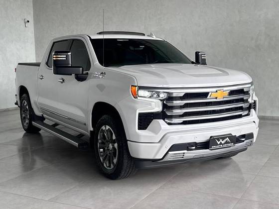 CHEVROLET SILVERADO 5.3 V8 GASOLINA 1500 HIGH COUNTRY 4X4 AUTOMÁTICO